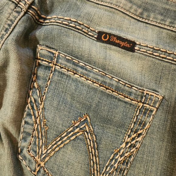 Wrangler Jeans - Picture 4 of 4